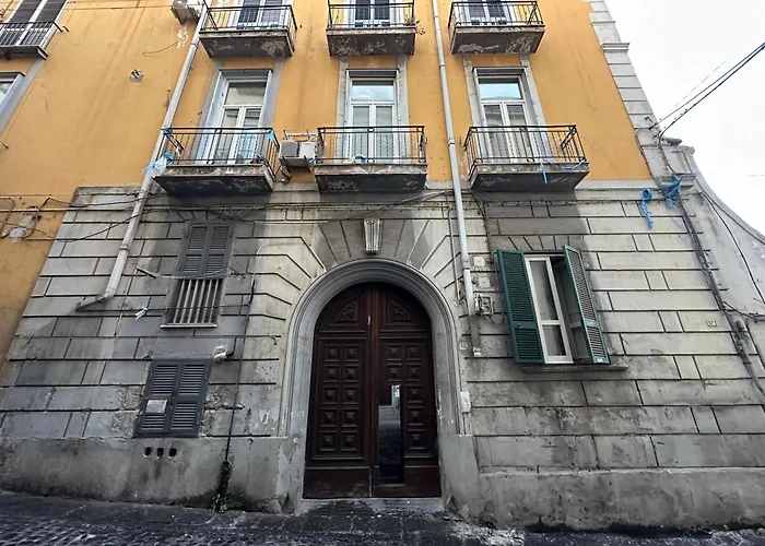 3 min from Dante Appartamento in palazzo storico