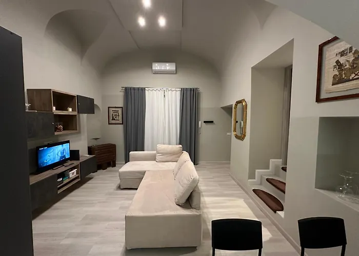 3 min from Dante Appartamento in palazzo storico